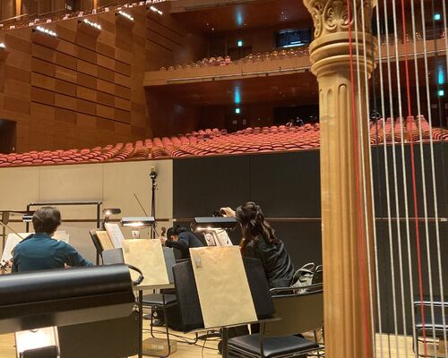 245EBAEA-BB29-4800-AEAB-4D26BA44E2EF