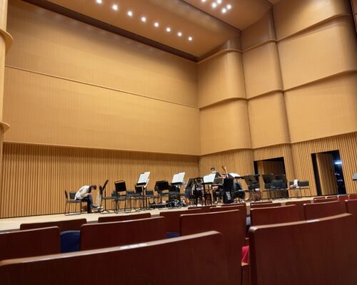 27F1D904-F7E7-45ED-B768-60D1670FB745